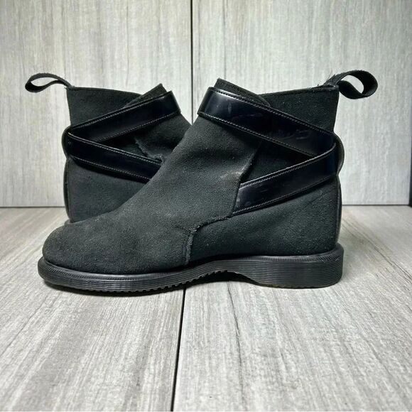 RARE Dr. Martens Docs Teresa Black Suede Leather Buckle Boots Women’s Size 6 - Picture 2 of 10